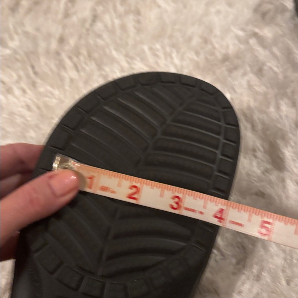 Make offer! NWOT CROCS Black Slippers Colorful Charms heel straps Men 9 Woman 11 - Picture 16 of 16